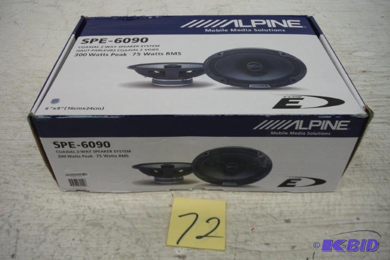 lot 72 image: Alpine SPE-6090 6x9 2-way Car Audio Speakers (Pair)