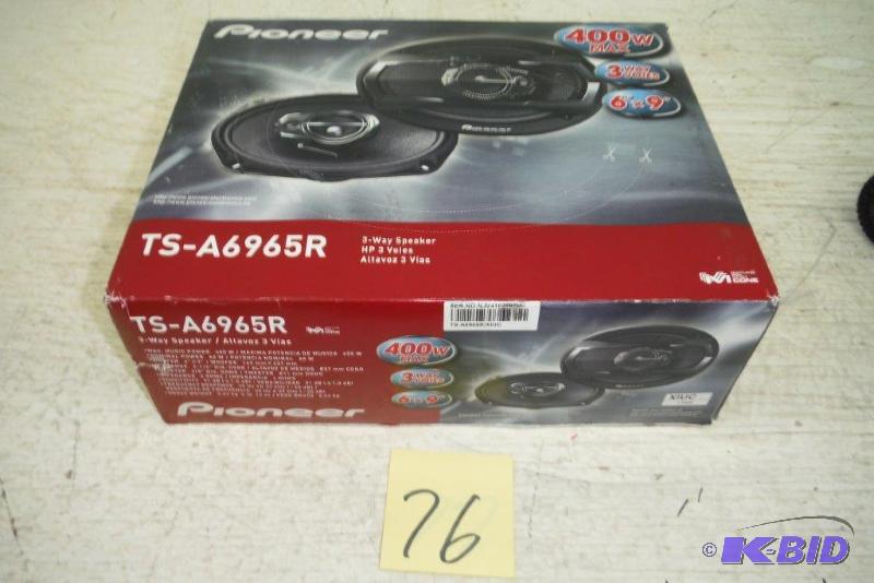 lot 76 image: Pioneer TS-A6965R 6 x 9 3-Way TS Series Coaxial Car Speakers