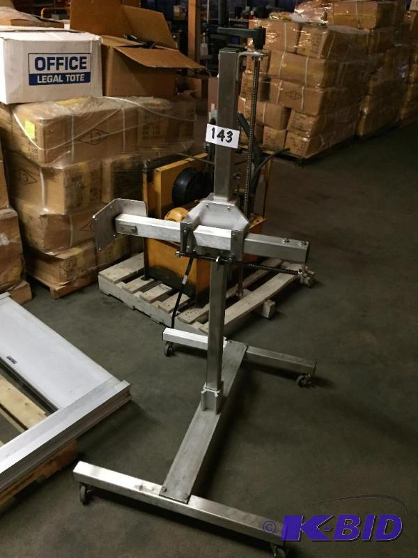 lot 143 image: Misc. stand unit on casters....