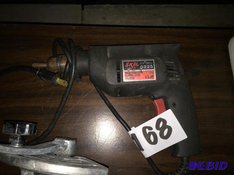 lot 168 image: Power drill....