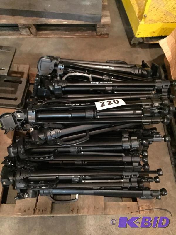 lot 220 image: Lot of Targus camera tripod stands....