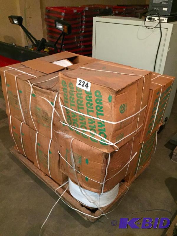 lot 224 image: Pallet lot of plastic  poly strapping materi...