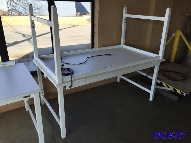 lot 26 image: Lot of 2 heavy duty work benches with power s...