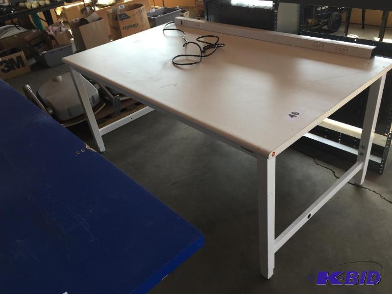 lot 46 image: Heavy duty work bench with power strip attach...