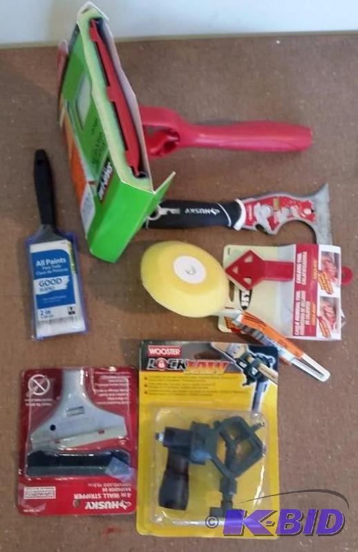 7 item lot  Painting, Tile and Staining tools.