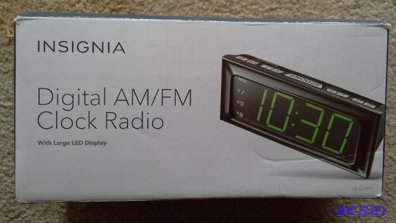 lot 96 image: Insignia Digital Amfm Clock Radio