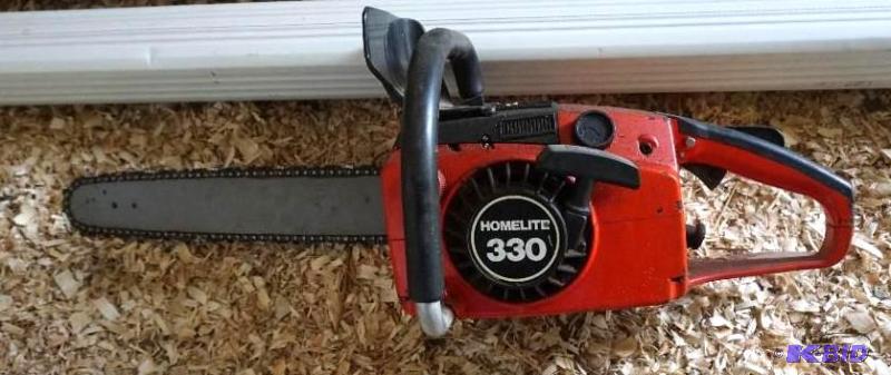 Homelite Model 330 Chain Saw With 16&quot Ba...
