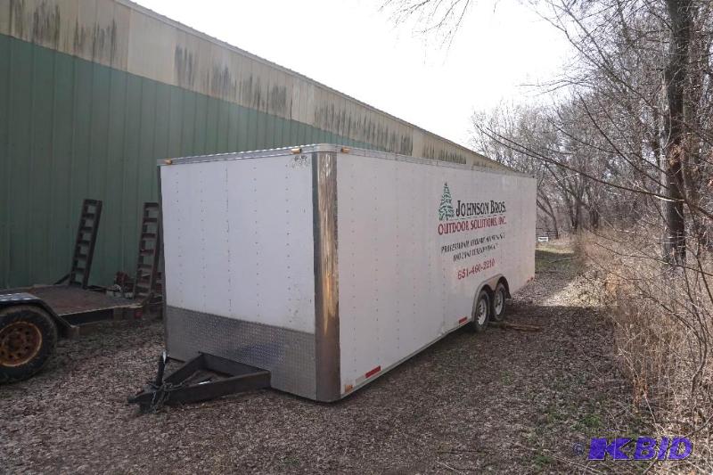 2005 Cargo Mate 24 Tandem Axle Enclosed Trai...