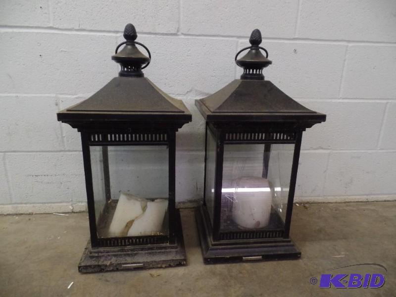 lot 12 image: 2 Frontgate Lanterns