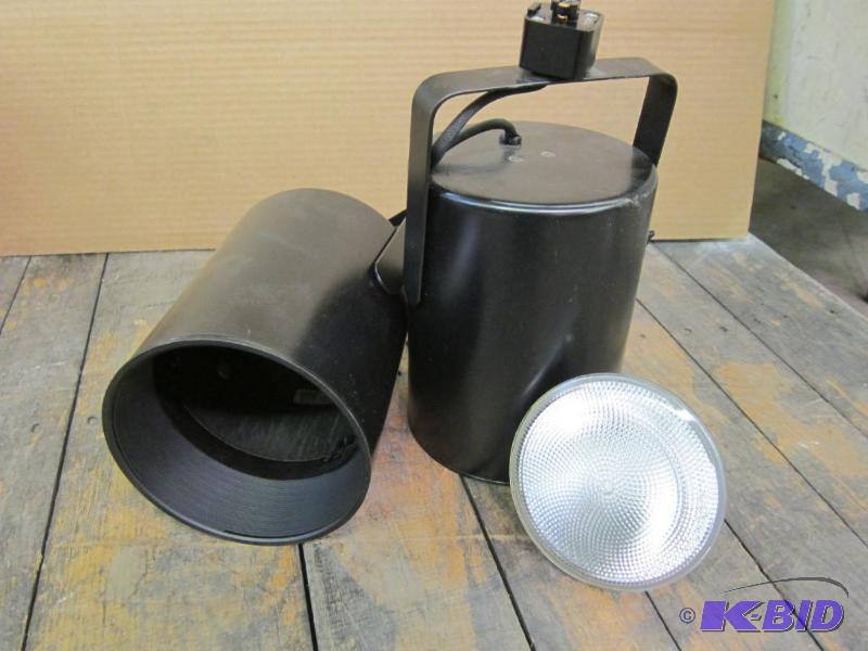 lot 40 image: 41 Large Black Can Lights