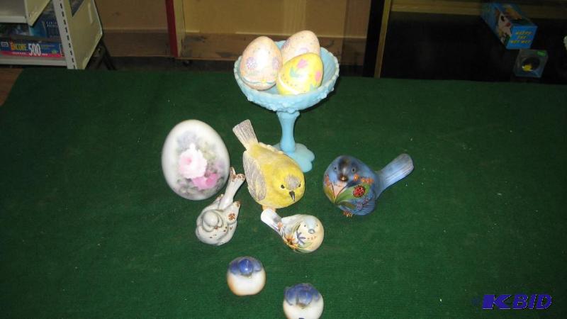 Easter  Spring Decor, birds, eggs in a pedes...
