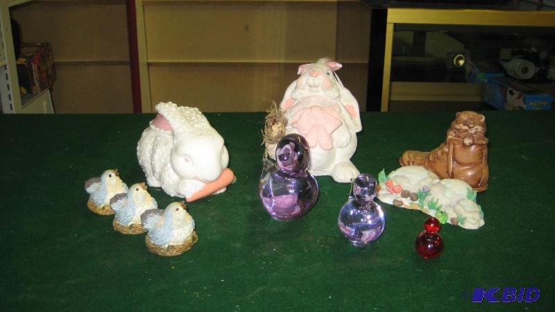 Bunny Cookie Jar or keepsake jar, three littl...