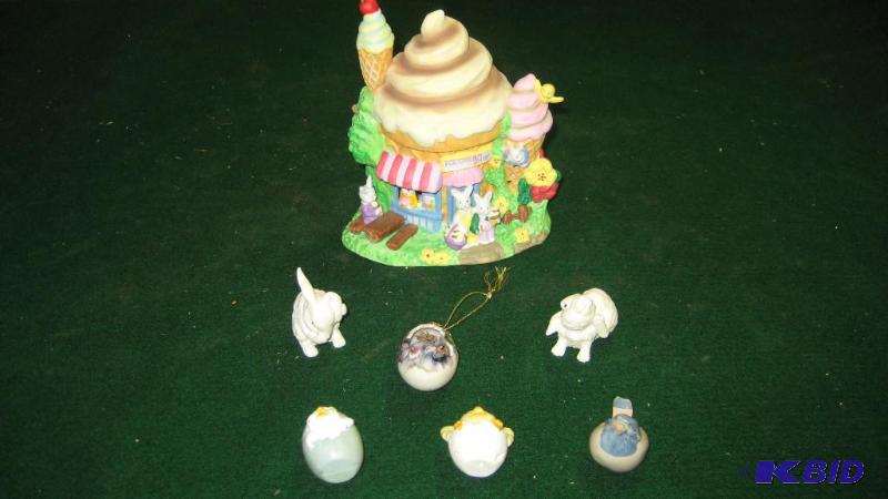 Ice Cream Shop Easter House, with small figur...
