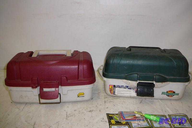 Lot of Tackle Boxes and Tackle Plano - Flambe...