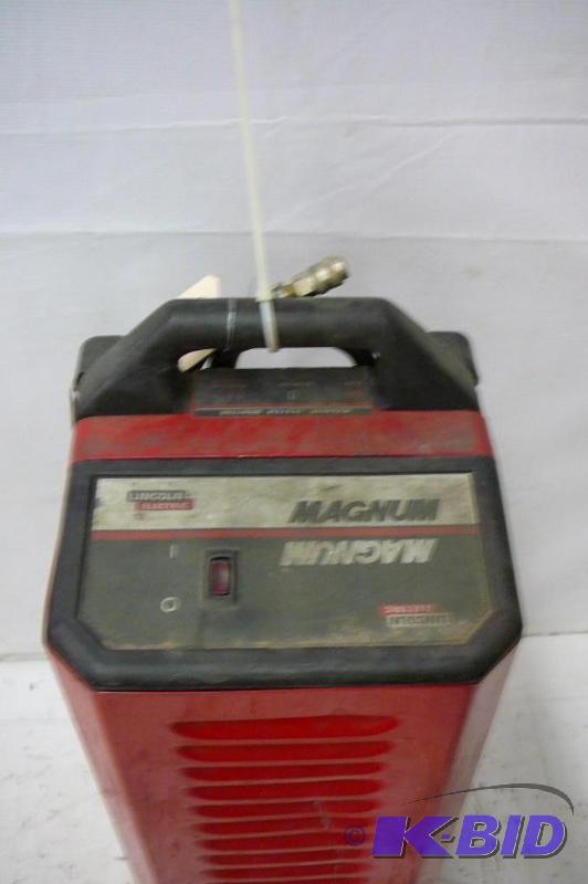 lot 11 image: Lincoln Magnum Cooler 10...