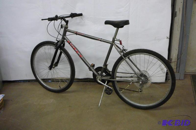 Huffy Cavern 10 speed Bike Consignment Sales 200 K BID