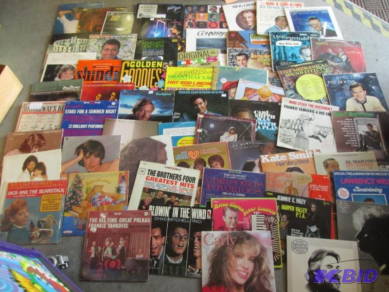 Lot of assorted vinyl record albums, see all ...