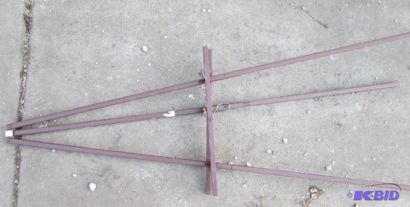 Wood frame folding easel...
