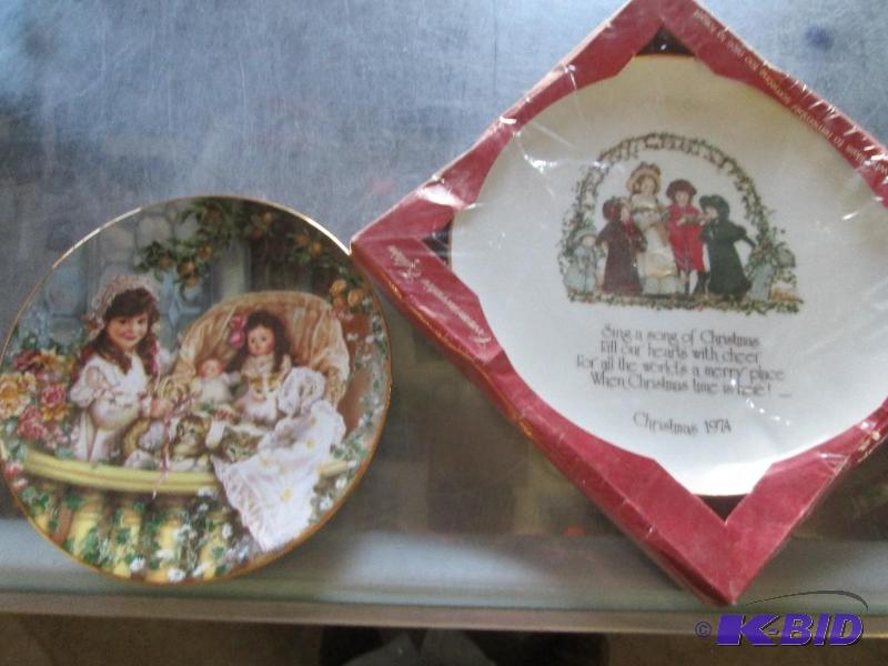 Christmas 1974 plate with numbered limited ed...