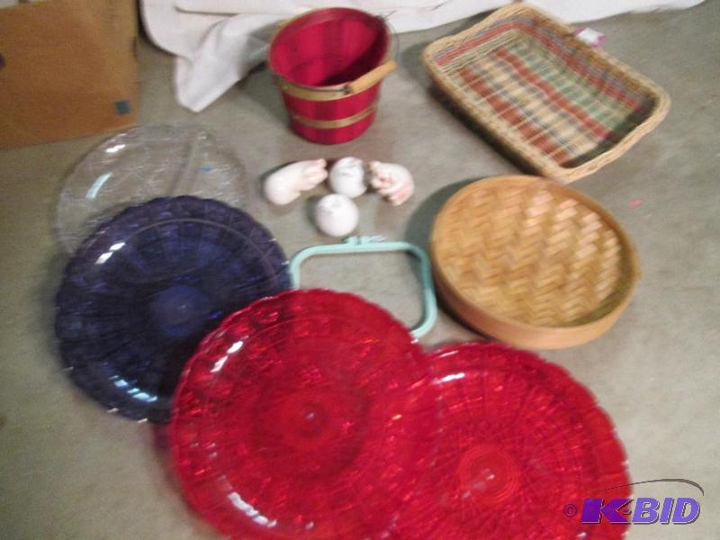 Salt and pepper shakers, baskets and plastic ...