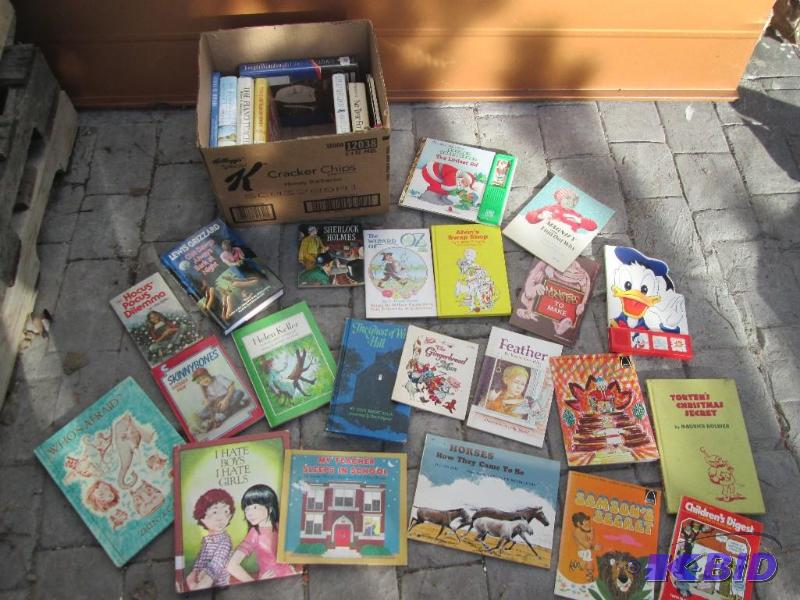 Lot of assorted books, see all the photos for...