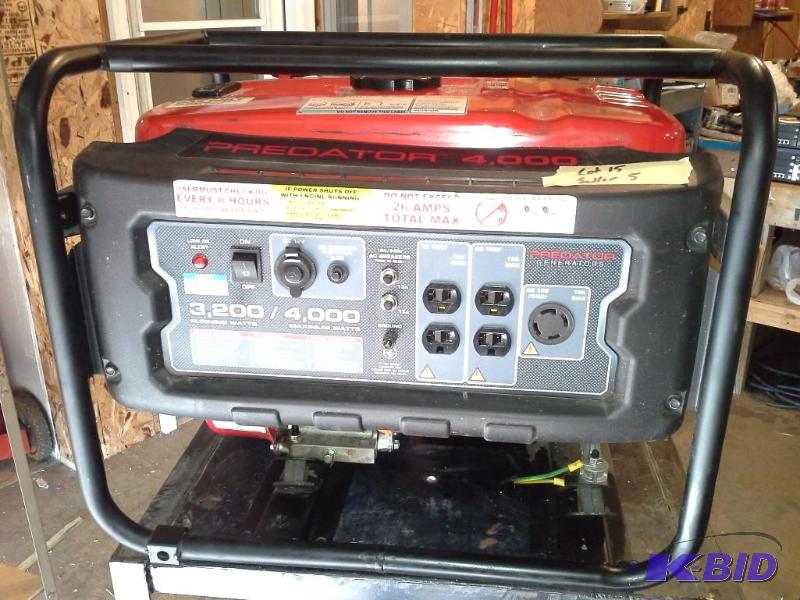 lot 15 image: 4000 Peak3200 Running Watts, 6.5 HP (212cc) Generator
