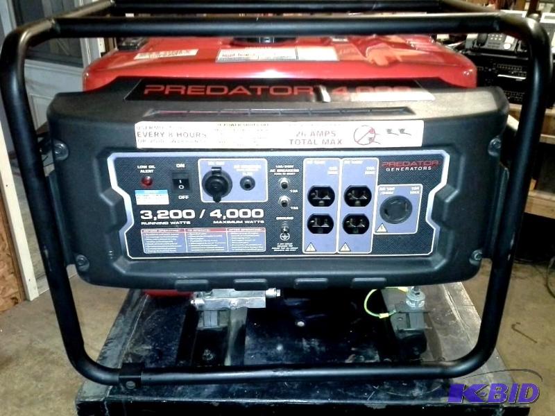 lot 21 image: 4000 Peak3200 Running Watts, 6.5 HP (212cc) Generator
