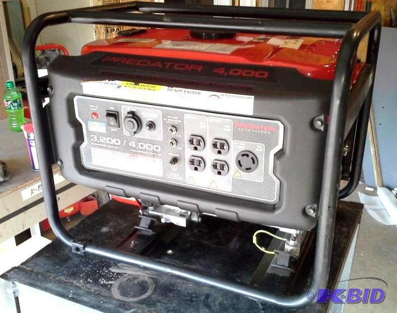 lot 26 image: 4000 Peak3200 Running Watts, 6.5 HP (212cc) Generator