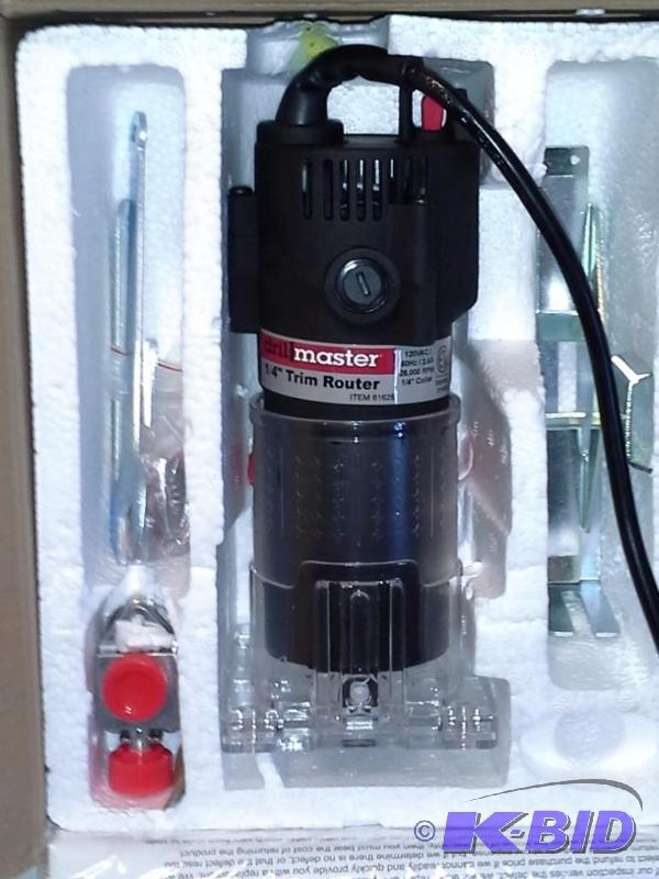 lot 41 image: 14 in. 2.4 Amp Trim Router