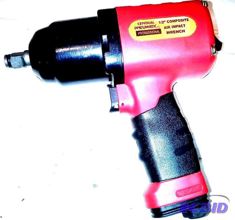 lot 44 image: 12 Composite Air Impact Wrench
