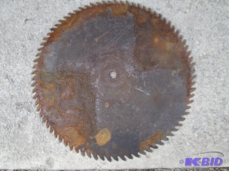 30 inch wide circular saw blade, great for pa...