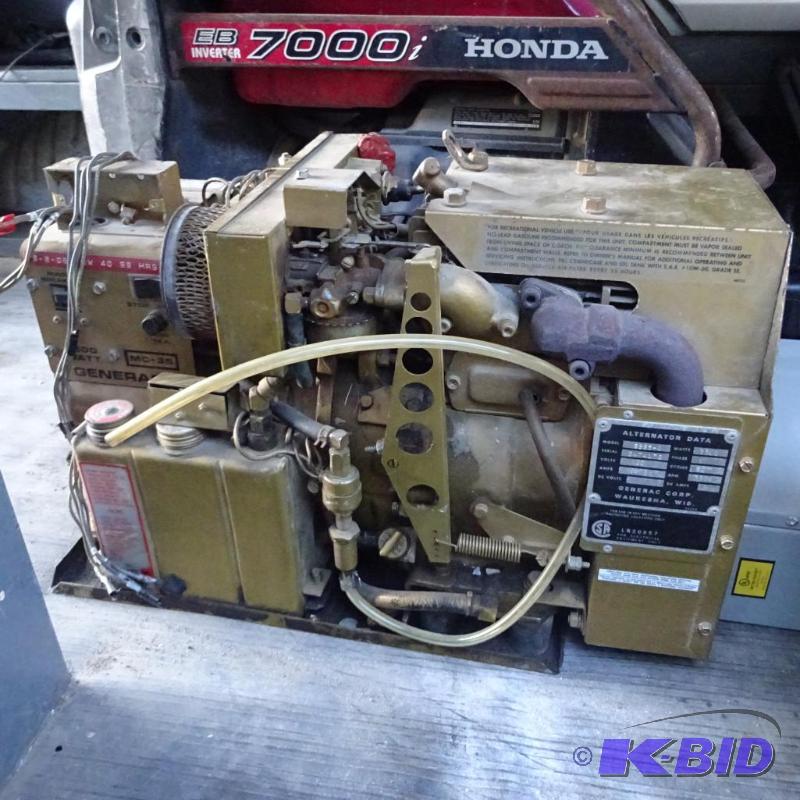 lot 18 image: Generac RV style generator - gasoline...