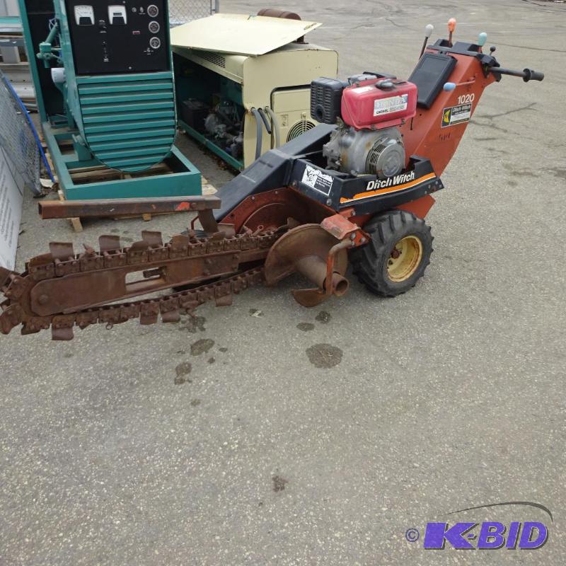 lot 6 image: Ditch Witch 1020 walk behind trencher. Hoda d...