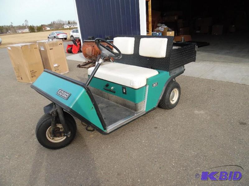 EZ GO Golf Cart