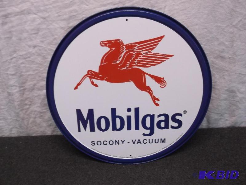 Collectable Mobile gas metal sign measuring 1...