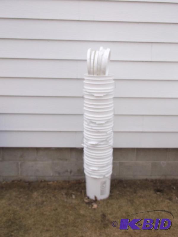 10 - 5 gallon food grade pails with lids....