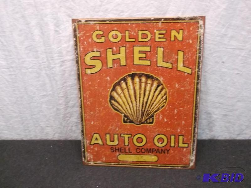 Collectable Shell Oil metal sign measuring 12...