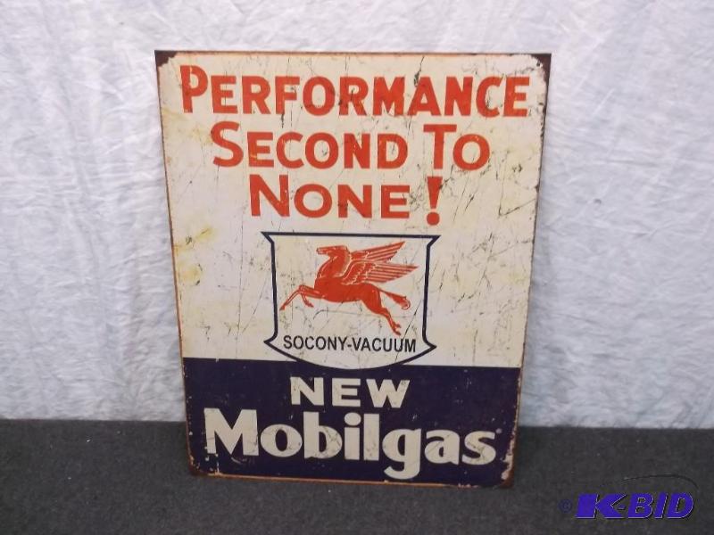 Collectable Mobile gas metal sign measuring 1...