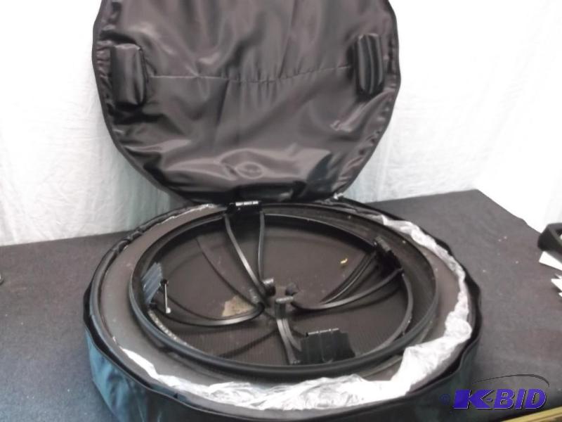 Portable fire pit in carry case easy set up a...