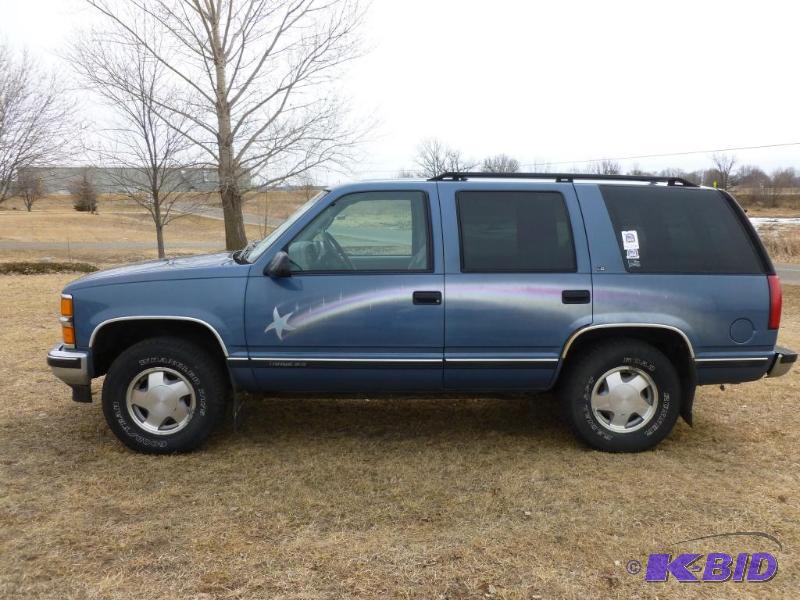 Year 1996 Make Chevrolet Model Tahoe Vehic...