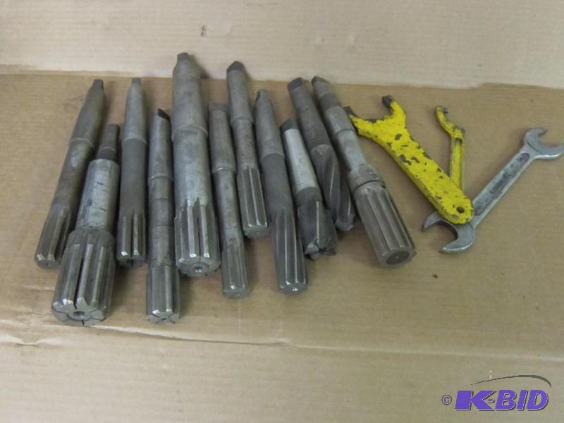 lot 8 image: Tapered Shank Reamers