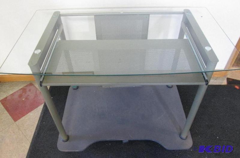 lot 12 image: Studio RTA computer desk, on caster wheels. G...