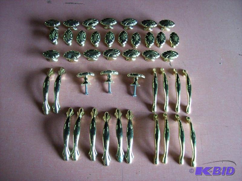 Bright brass Door &amp Drawer Pulls.Nice qua...