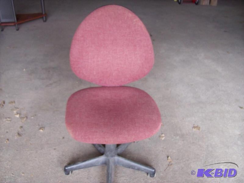 Mauve office chair 5 leg base on wheels, full...