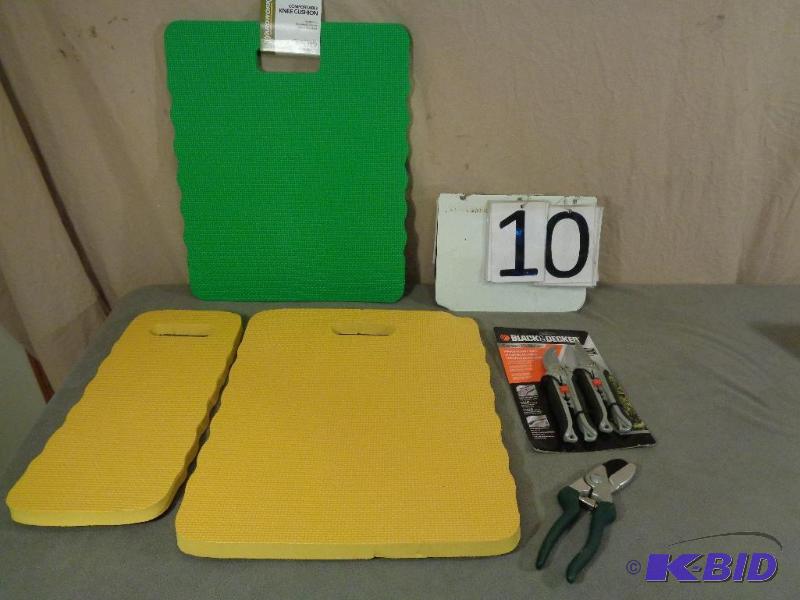 3 New Garden Cushions, New Black and Decker P...