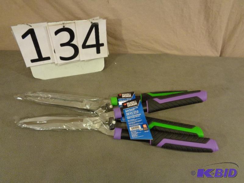 2 New Black and Decker 21&quot Hedge Shears....