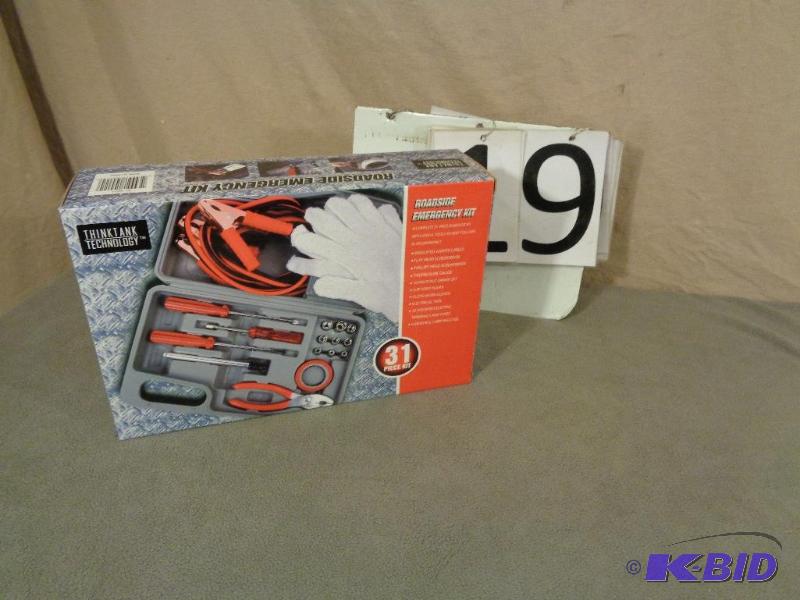 New Display Model 31 Piece Roadside Emergency...