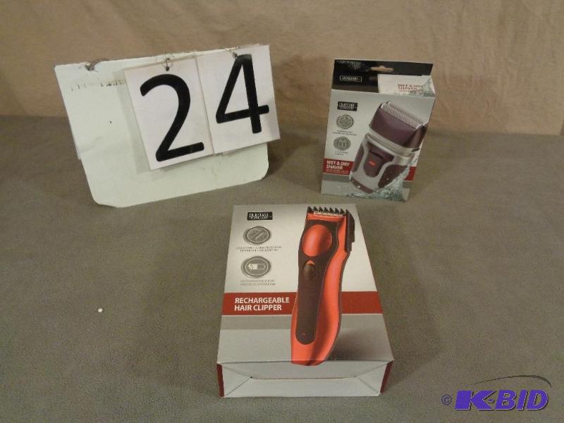 New Display Model Wet  Dry Shaver and New Re...