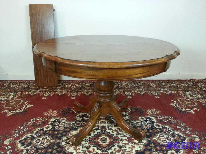 lot 4 image: Vintage Pedestal Table w Leaf  Check out the...