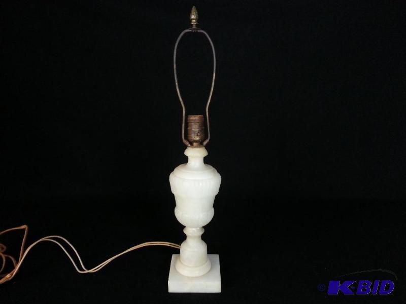 lot 50 image: Vintage White OnyxMarble-Like Lamp   Ch...